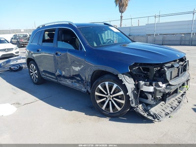 MERCEDES-BENZ GLB 250