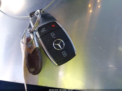 MERCEDES-BENZ GLB 250