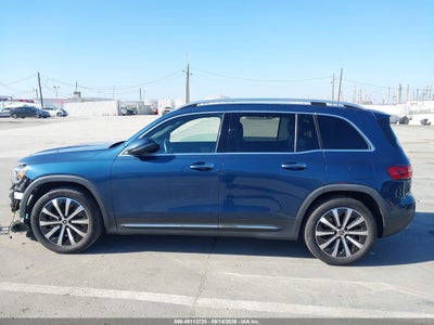 MERCEDES-BENZ GLB 250