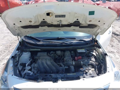 2017 NISSAN VERSA 10