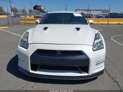 NISSAN GT-R