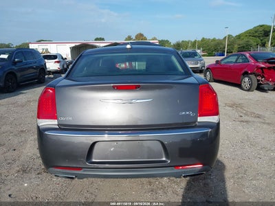 CHRYSLER 300C