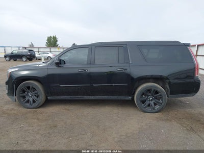 CADILLAC ESCALADE ESV