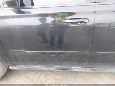 CADILLAC ESCALADE ESV