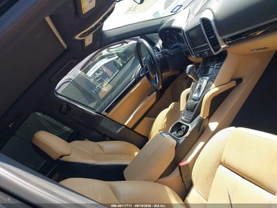 PORSCHE CAYENNE E-HYBRID
