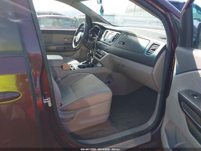 2017 KIA SEDONA 5