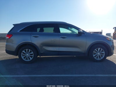 2016 KIA SORENTO 13