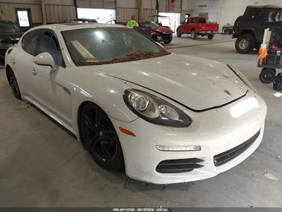 2015 PORSCHE PANAMERA 6