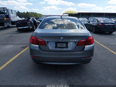 BMW 528I
