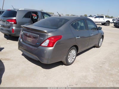 NISSAN VERSA