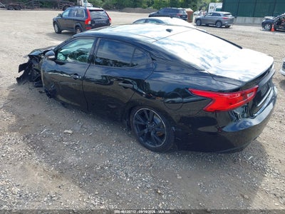 NISSAN MAXIMA