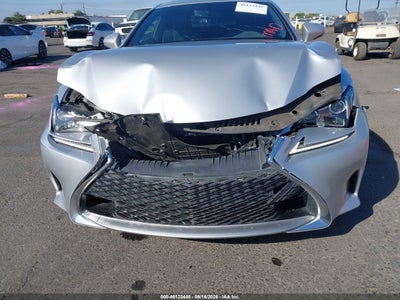 LEXUS RC 200T