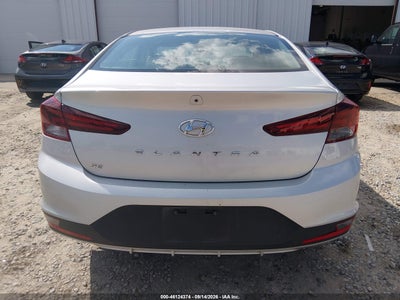 2019 HYUNDAI ELANTRA 16