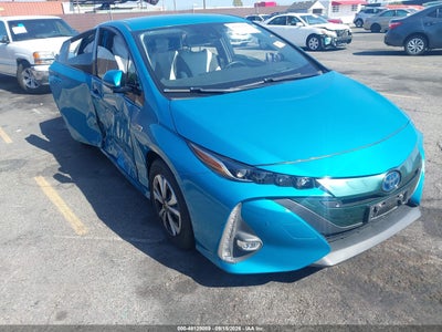 TOYOTA PRIUS PRIME