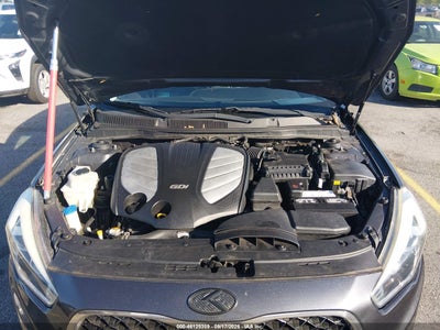 KIA CADENZA
