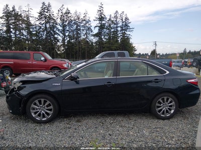 TOYOTA CAMRY HYBRID