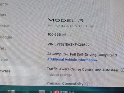 TESLA MODEL 3