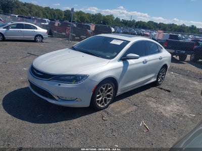 CHRYSLER 200