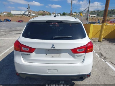 MITSUBISHI OUTLANDER SPORT