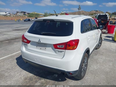 MITSUBISHI OUTLANDER SPORT