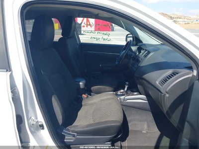 MITSUBISHI OUTLANDER SPORT