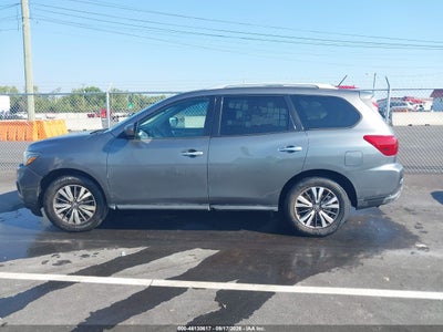 2017 NISSAN PATHFINDER 14