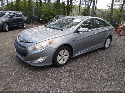 HYUNDAI SONATA HYBRID