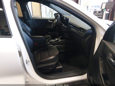 2023 FORD ESCAPE 5