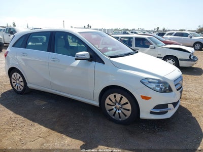 MERCEDES-BENZ B 250E
