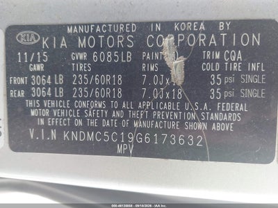 2016 KIA SEDONA 9