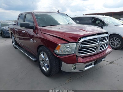 2016 RAM 1500 SLT