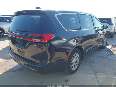 CHRYSLER PACIFICA