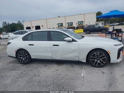 BMW 740I