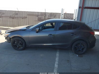 MAZDA MAZDA3