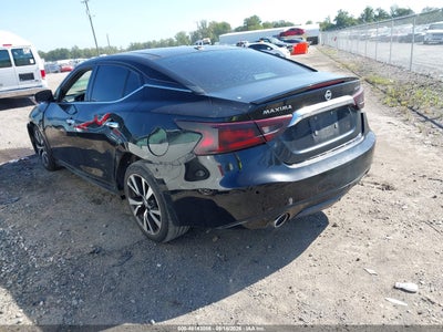 NISSAN MAXIMA