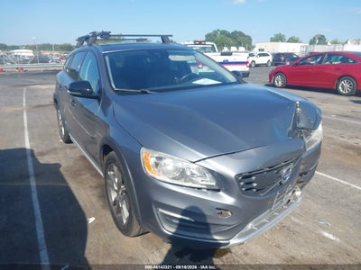 VOLVO V60 CROSS COUNTRY