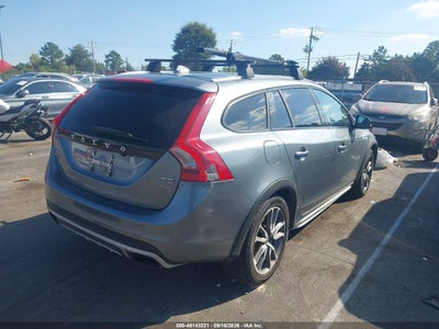VOLVO V60 CROSS COUNTRY