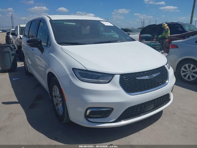 CHRYSLER PACIFICA