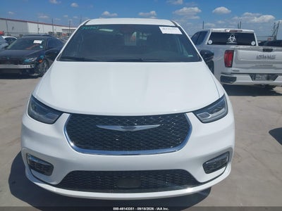CHRYSLER PACIFICA