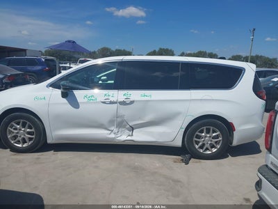 CHRYSLER PACIFICA