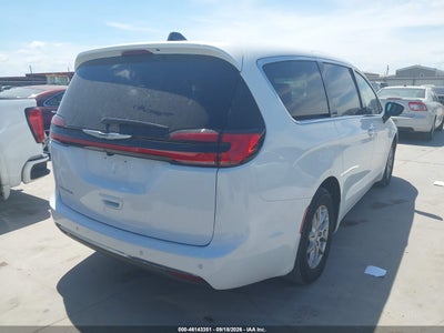 CHRYSLER PACIFICA