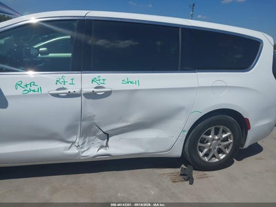 CHRYSLER PACIFICA