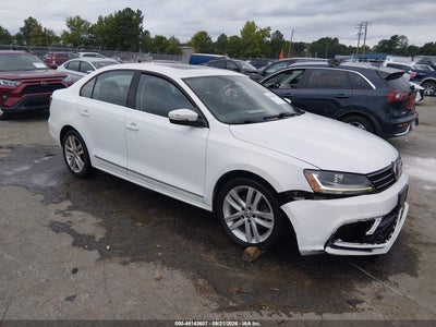 2017 Volkswagen Jetta 1.8T SEL/1.8T SEL Premium