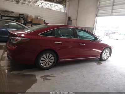 HYUNDAI SONATA HYBRID