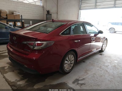 HYUNDAI SONATA HYBRID