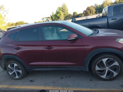2016 HYUNDAI TUCSON 13