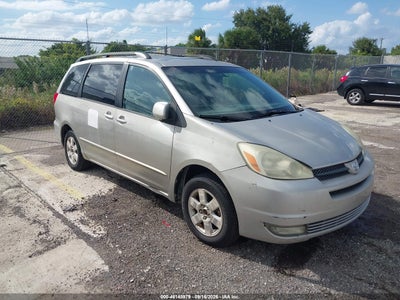 2004 Toyota Sienna