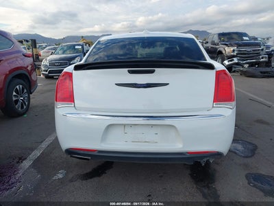 CHRYSLER 300