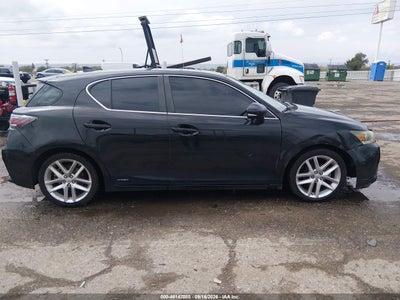 LEXUS CT 200H