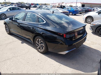 HYUNDAI SONATA HYBRID